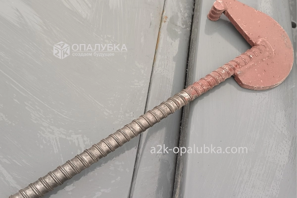 Шкворни